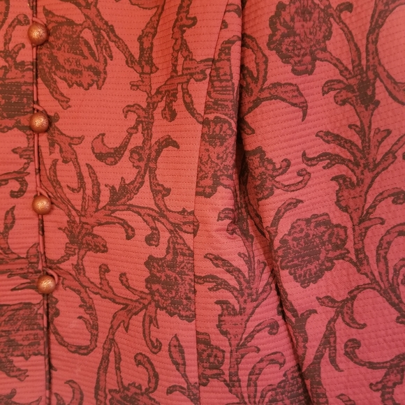 Carlisle Red Jacket and blouse, with Black Patterns - Picture 6 of 15